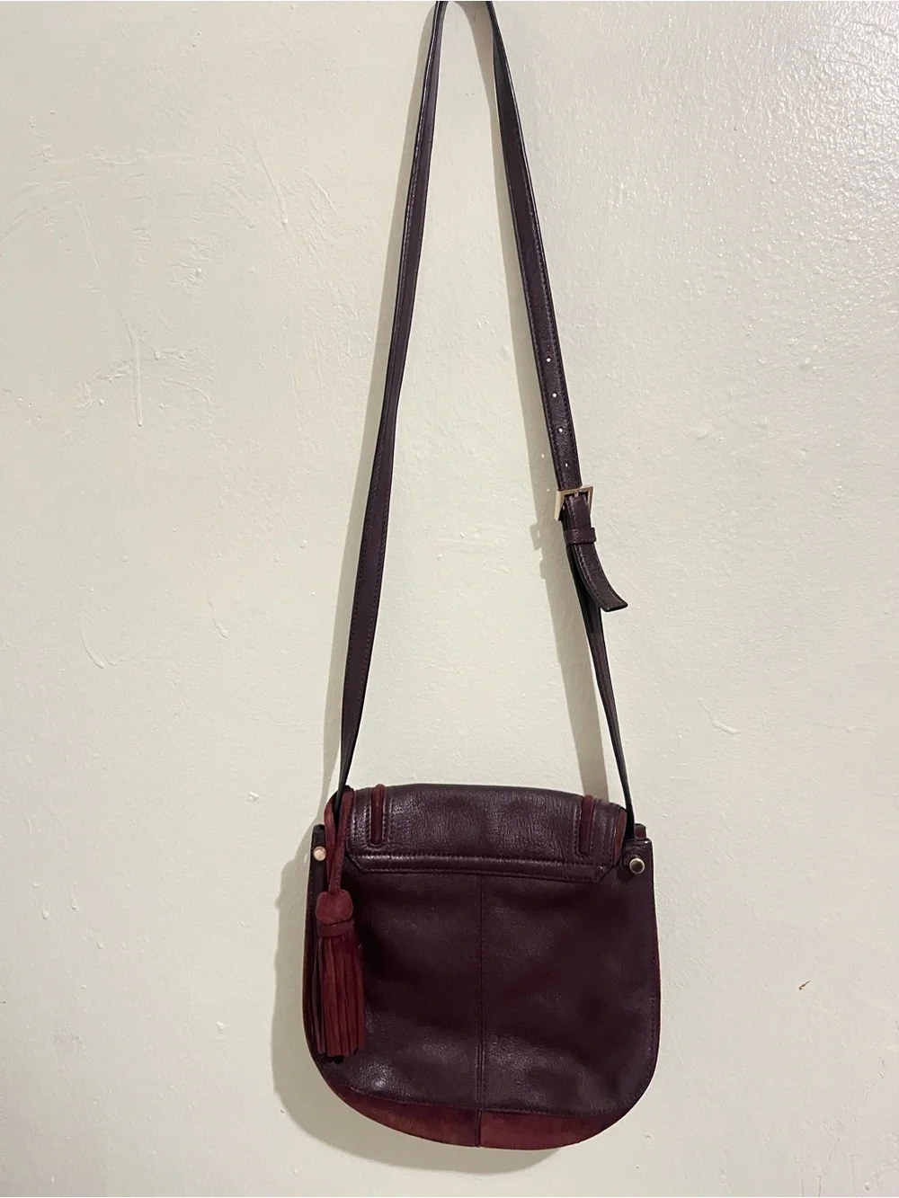 kate spade New York Pratt Rianne Leather Crossbody Bag in Deep Burgundy